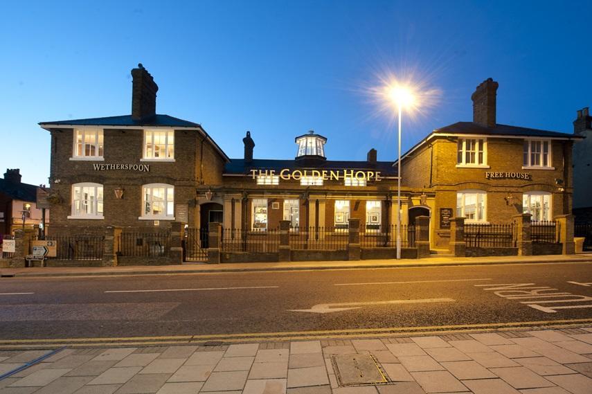 The Golden Hope Wetherspoon Hotel ซิททิงบอร์น ภายนอก รูปภาพ
